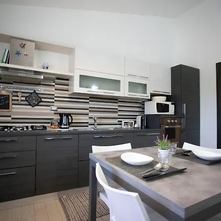 Apartament Civico99 *